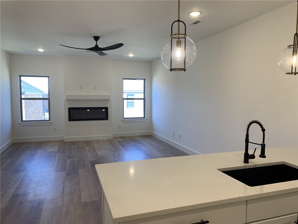 Livingston Square - Residential Lease