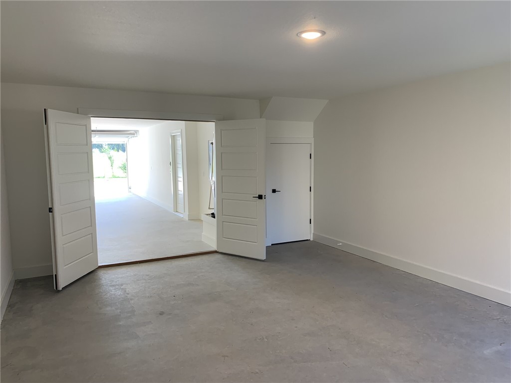 Livingston Square - Residential Lease