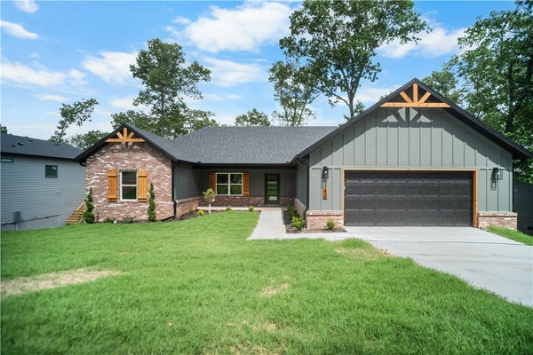 43 HOLLOW WAY DR, BELLA VISTA, AR 72715 - Image 3bd95a0e881893bdc0b1b6ffe54ae1da/863551731