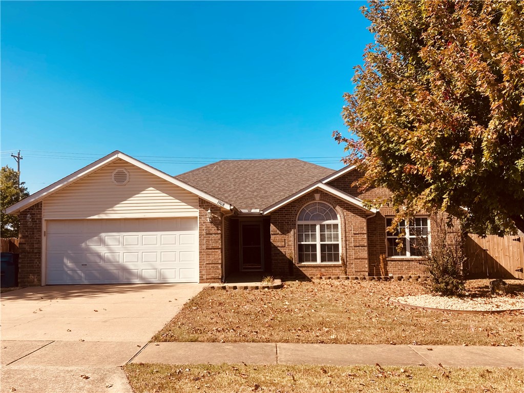 3 Bedroom 2 bath off of Been Rd in Bentonville. 2 car garage, storage shed, fenced back yard, gas log fireplace, solid surface flooring throughout, glass storm doors front and back, wood privacy fence, ceiling fans, tray ceiling in the master bedroom, jetted soaking tub in the master bath and separate shower, 2 master closets, new roof in 2023, and fridge included. Easy access to all things in Northwest Arkansas, Walmart HQ, 500+ miles of mountain biking trail systems and much much more. Move-in ready.