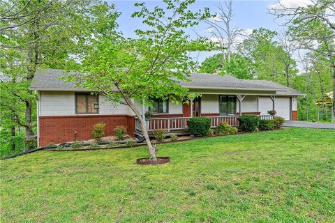 Photo of 6 Zennor Lane, Bella Vista, AR 72715 (MLS # 1343932)