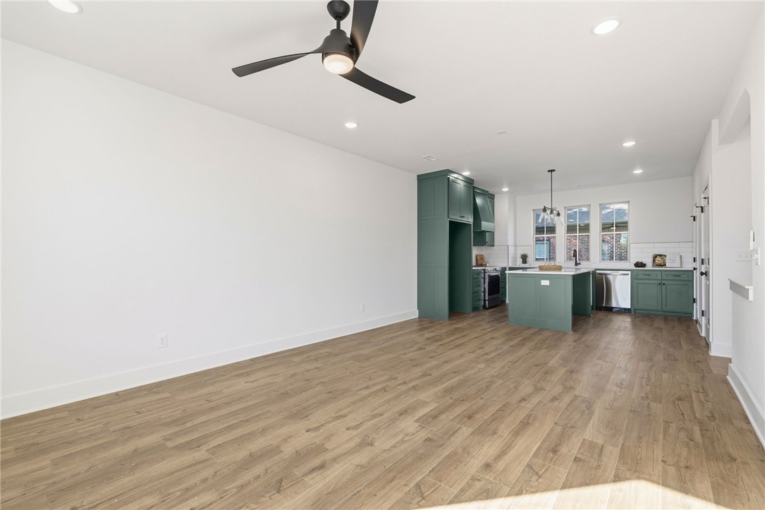 15-16-30 COUNTY COURT PLAT - Residential