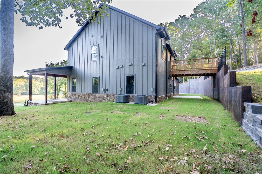 1902 N Double Springs Road