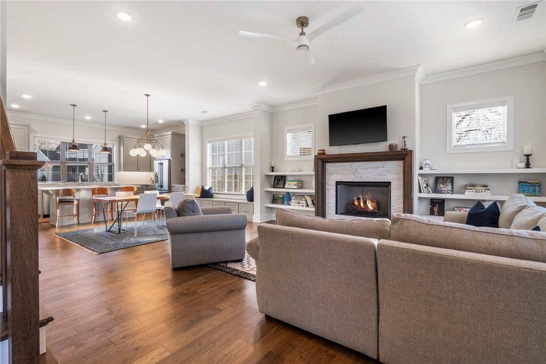Dutton Woods - Residential