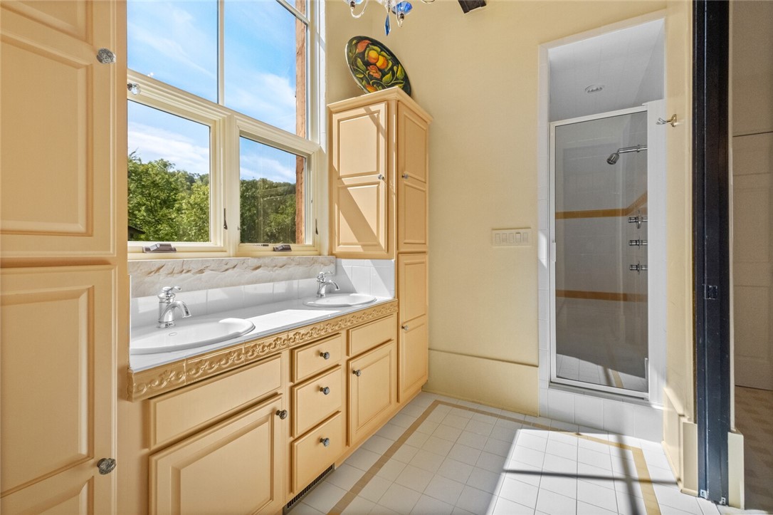 Bluff Shores - Residential