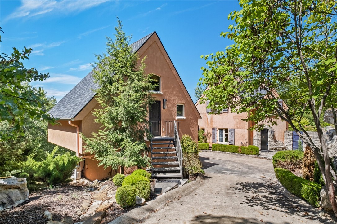 Bluff Shores - Residential