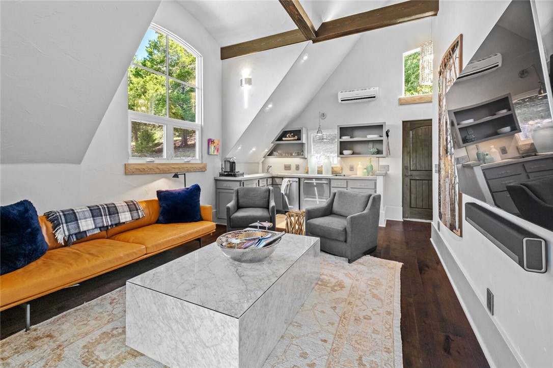 Bluff Shores - Residential