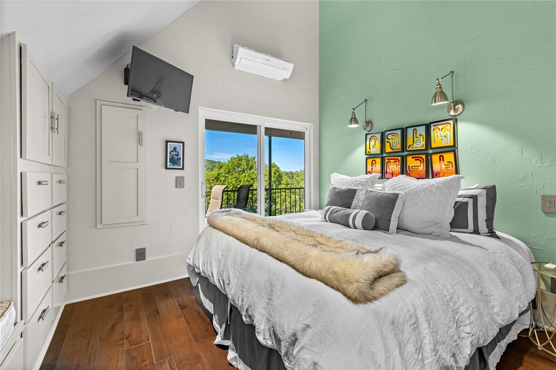 Bluff Shores - Residential