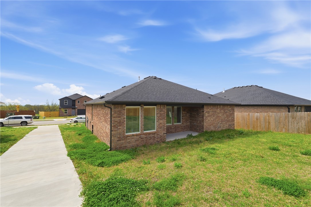 Habberton Ridge Ph 2 & 3 - Residential