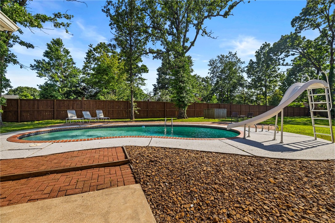 Stonehenge Ph I Bentonville - Residential