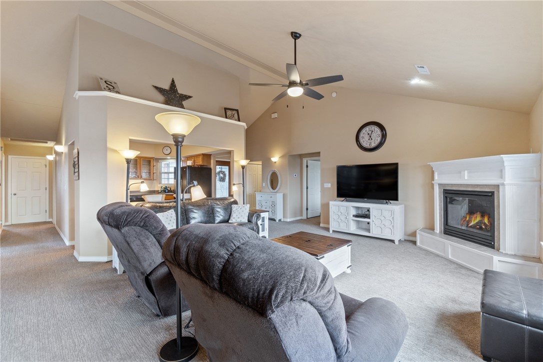 Unit 6 Holiday Island - Residential