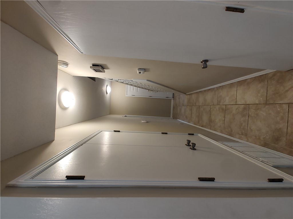 Crossover Heights Ph I - Residential