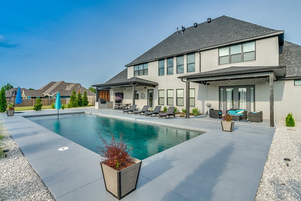 Meadows, The Little Flock - Residential