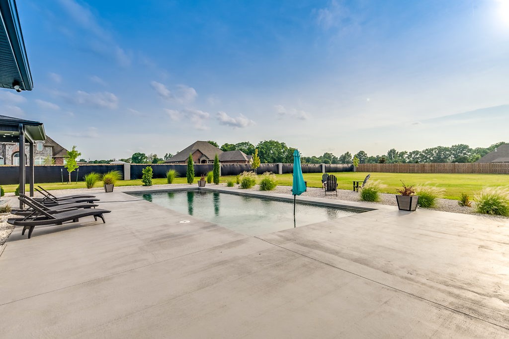 Meadows, The Little Flock - Residential