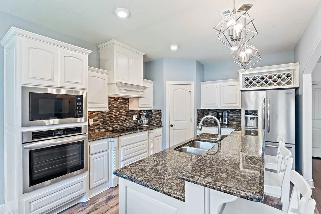 Bella Vista, Arkansas 72714, United States, 3 Bedrooms Bedrooms, ,3 BathroomsBathrooms,Residential,Active,225251