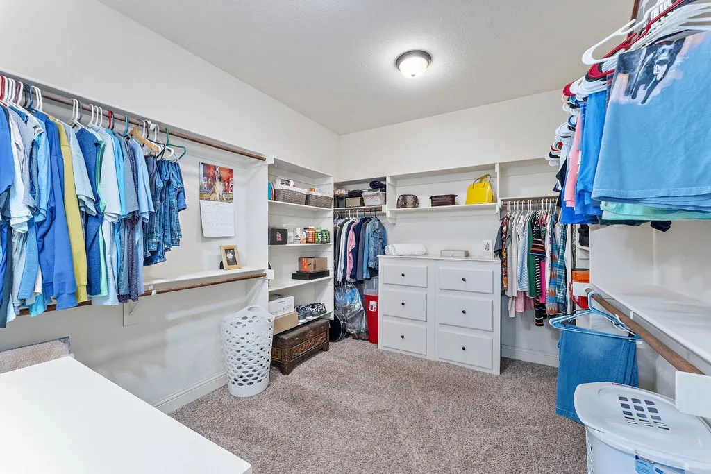 Bella Vista, Arkansas 72714, United States, 3 Bedrooms Bedrooms, ,3 BathroomsBathrooms,Residential,Active,225251