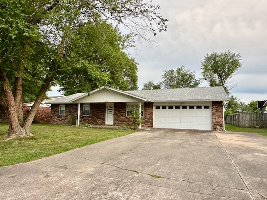 Fantastic convenient location to I-49, schools and shopping!! Newer roof. Spacious home with an open floor plan. Wood burning, brick fireplace, 3 bedrooms, 2 baths, Spacious laundry/mud room, it has both front and back porches and a nice ‘potting shed” in the large partially fenced backyard.