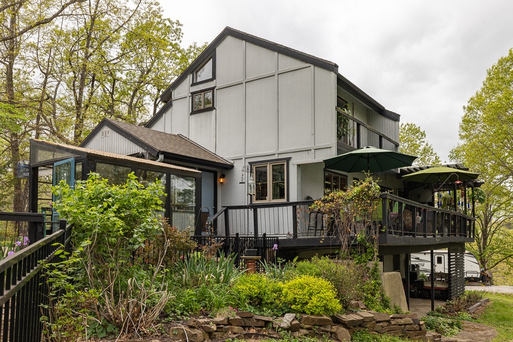 Shady Cove Sub - Residential