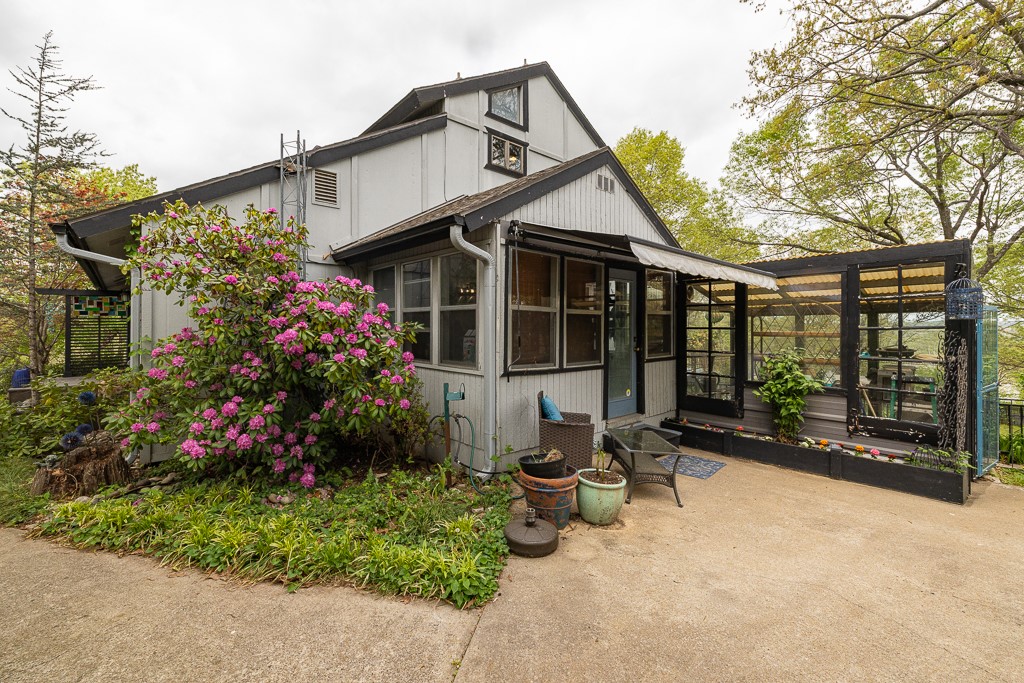 Shady Cove Sub - Residential