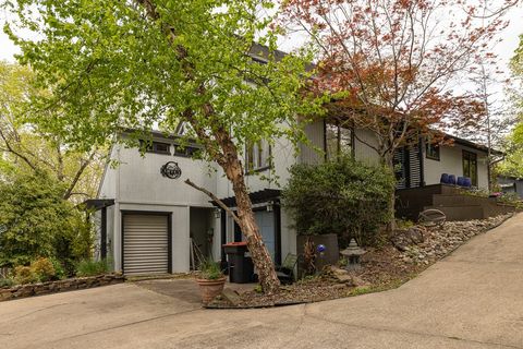 Photo of 22000 Wildflower Road, Springdale, AR 72764 (MLS # 1342247)