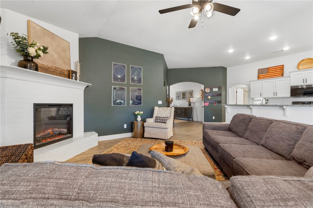 Fox Spur Ph 2 Pea Ridge - Residential