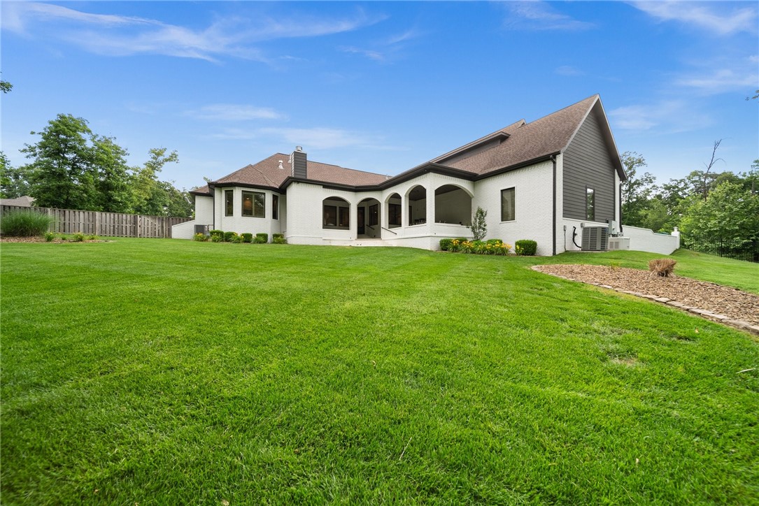 Oak Tree Centerton - Residential