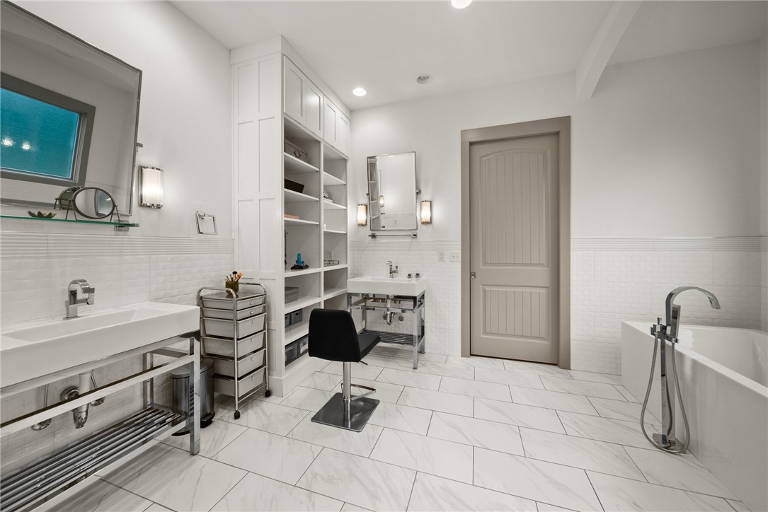 Oak Tree Centerton - Residential