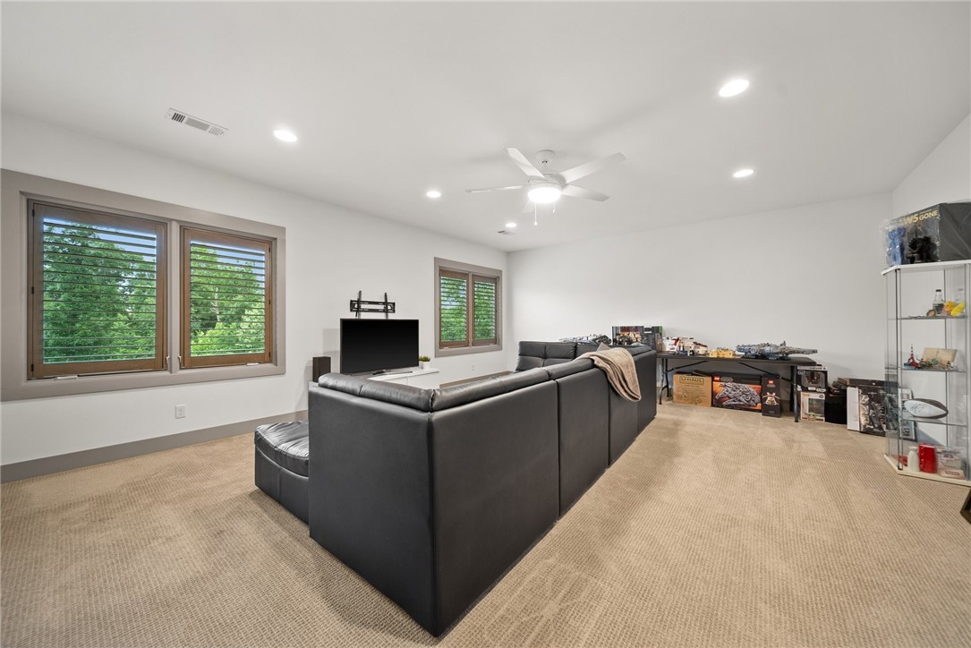 Oak Tree Centerton - Residential