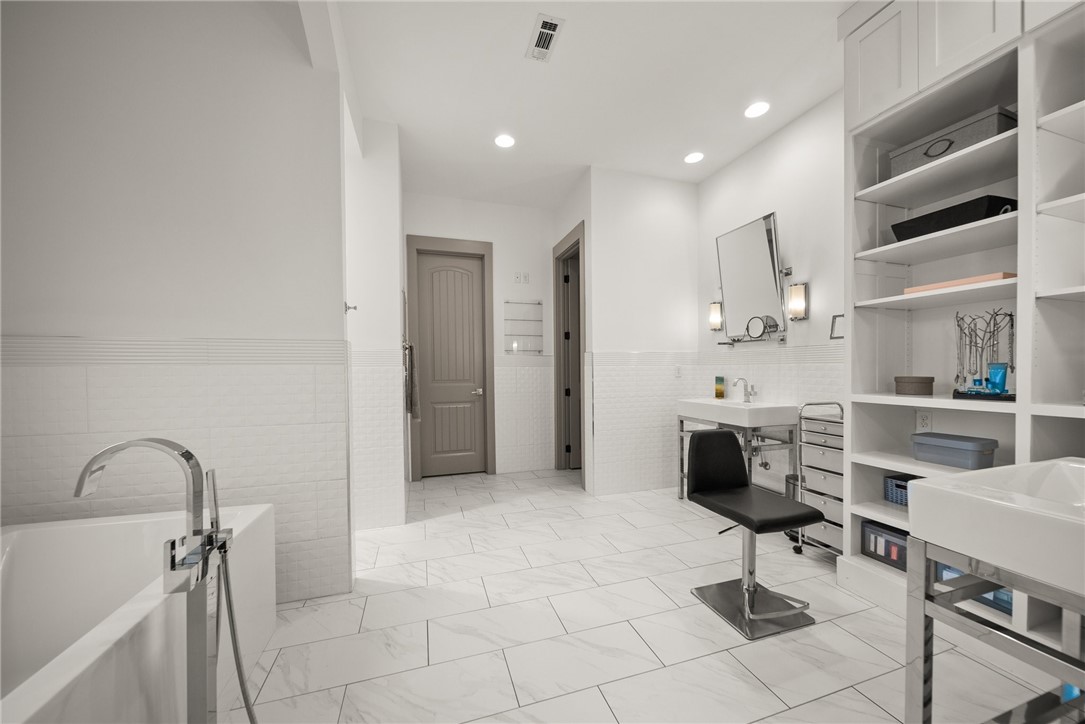 Oak Tree Centerton - Residential