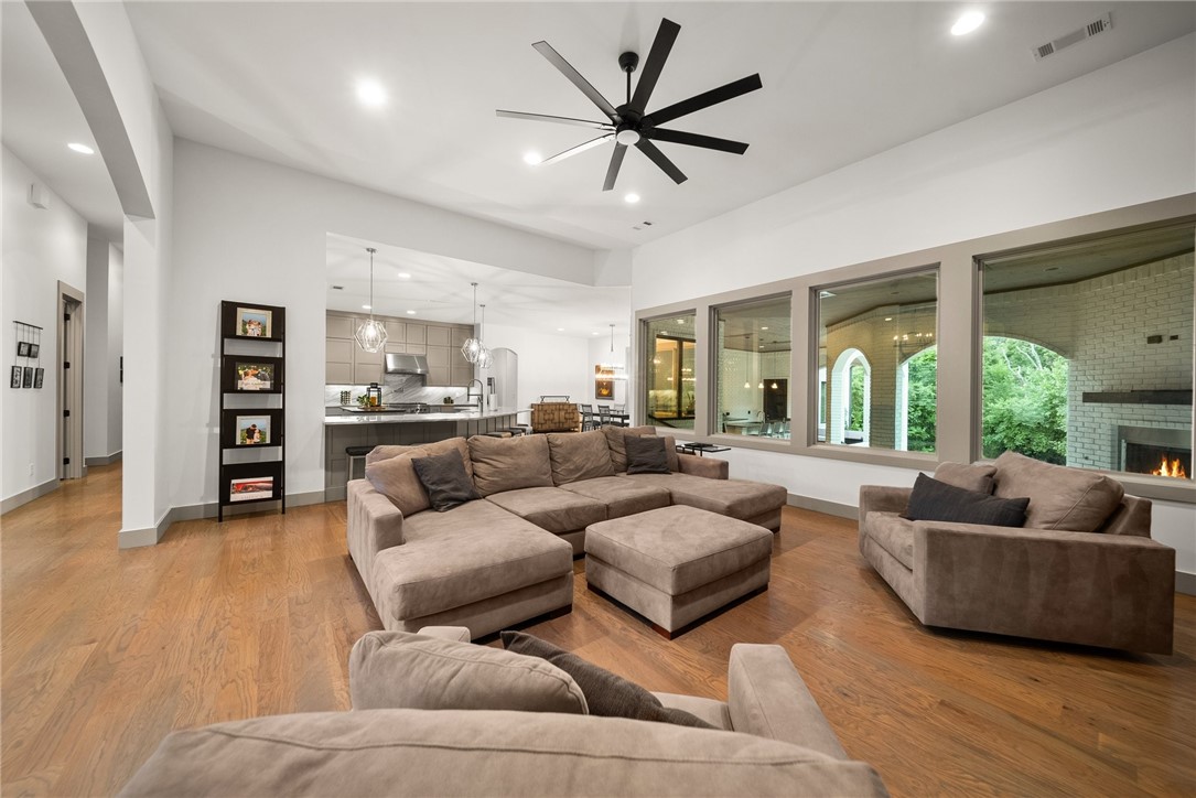 Oak Tree Centerton - Residential