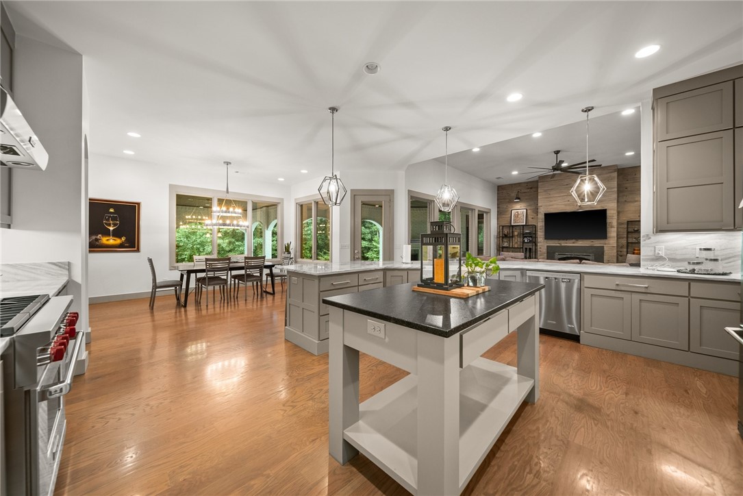 Oak Tree Centerton - Residential