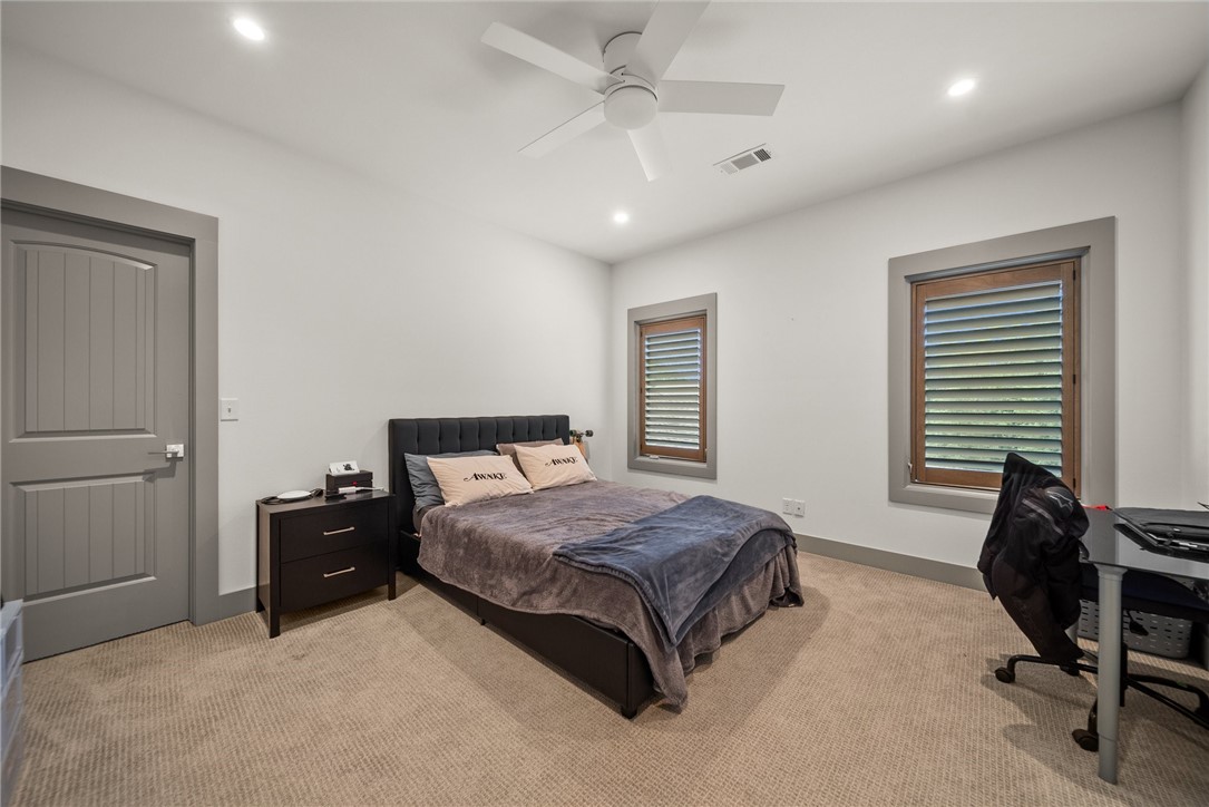 Oak Tree Centerton - Residential