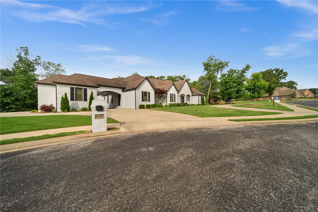 Oak Tree Centerton - Residential