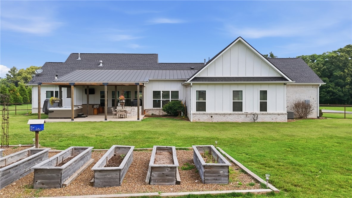 25-20-32-RURAL - Residential