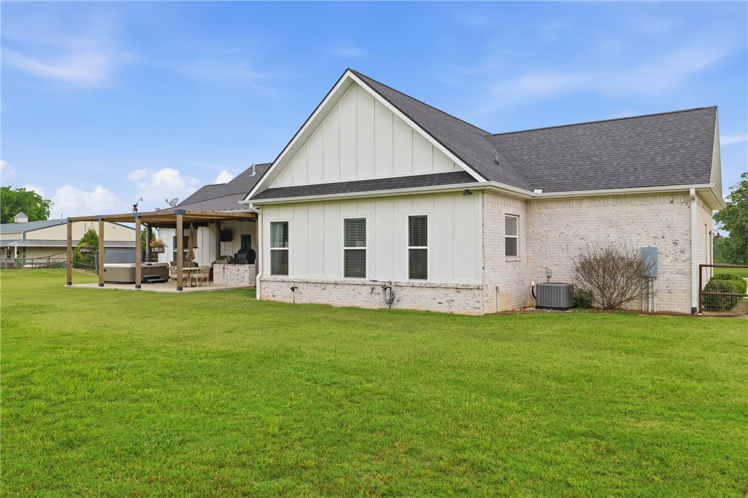 25-20-32-RURAL - Residential