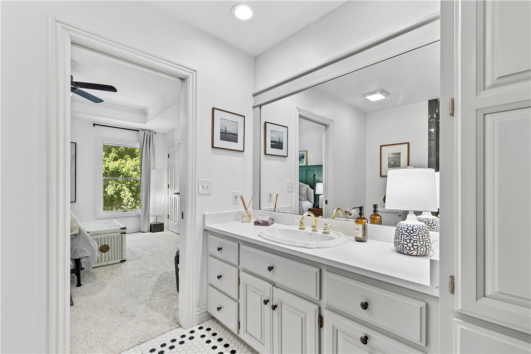 El Contento Acres Bentonville - Residential