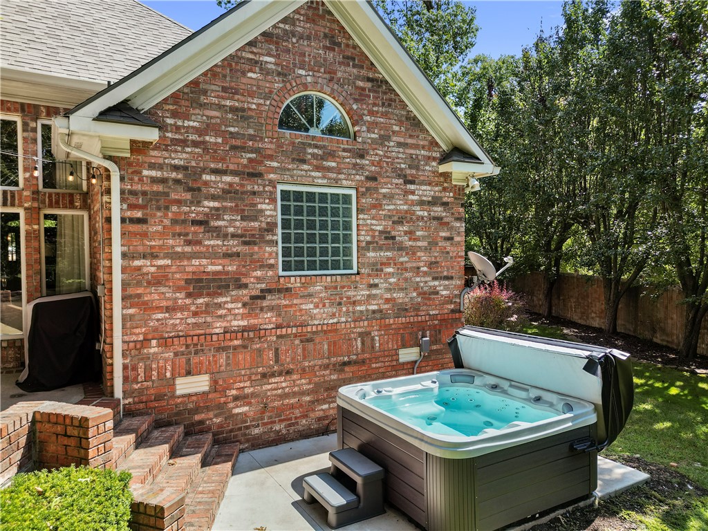 El Contento Acres Bentonville - Residential