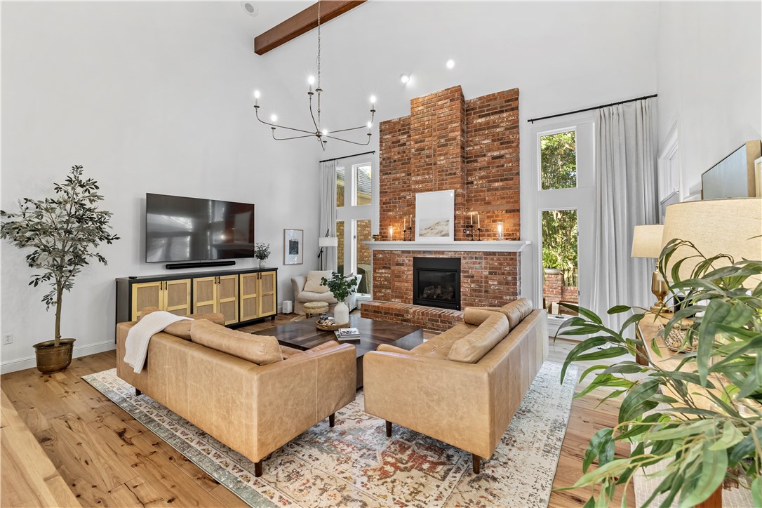 El Contento Acres Bentonville - Residential