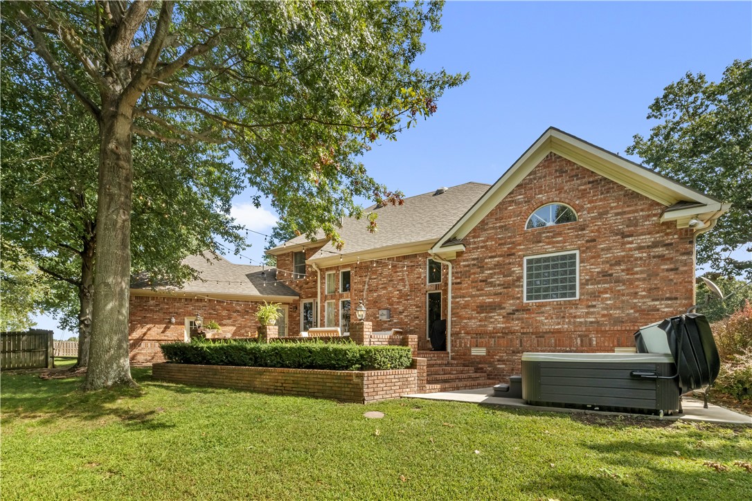 El Contento Acres Bentonville - Residential