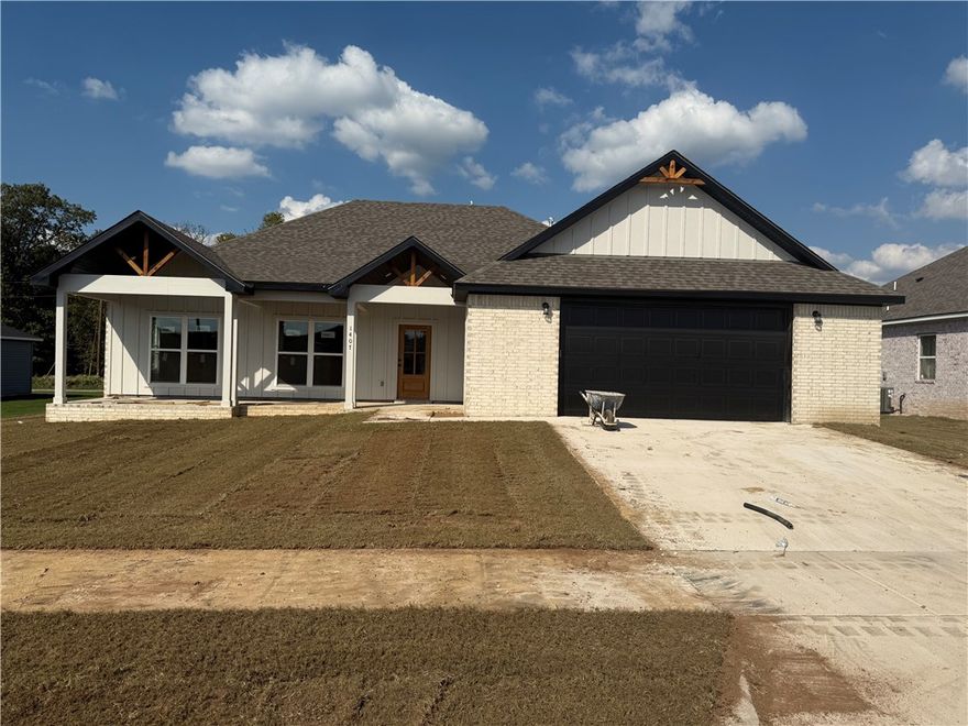 Extremely well built 1,698+/- Sq ft new construction 3 bed, 2 bath, 2 car oversized garage. This home offers tall ceilings and open concept living room and kitchen, split bedroom floor plan, access to laundry from master bedroom closest, covered front and back patios.