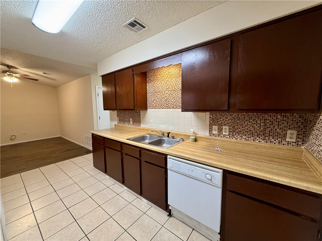 Westridge Sub Ph 2 Rogers - Residential Lease