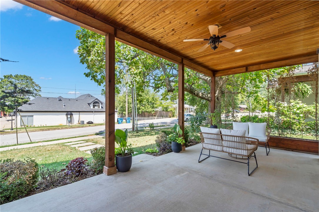 Manor Heights Sub Bentonville - Residential