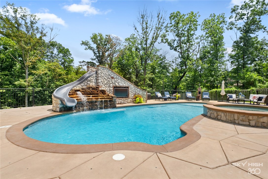 Oak Tree Estates - Residential