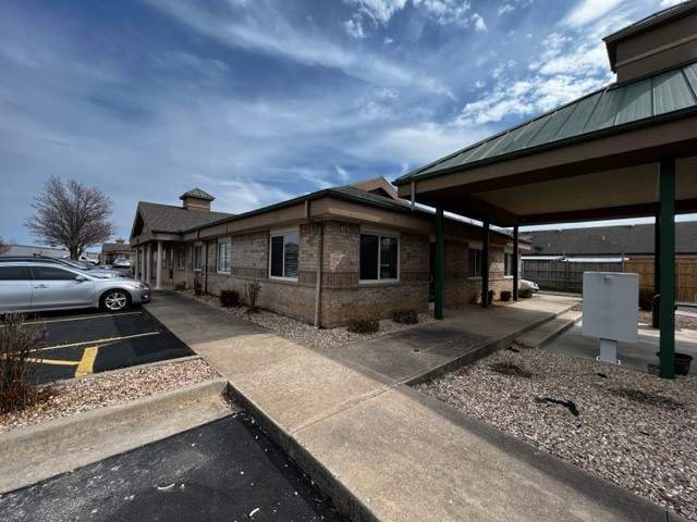 Oak Trace 2 - Commercial Lease