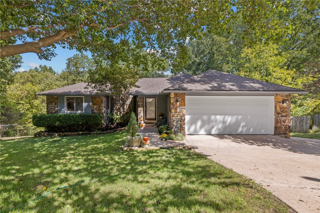 Charming Home with all Modern Upgrades! Nestled in a peaceful cul-de-sac, this fully remodeled 4-bedroom, 3-bathroom gem offers the perfect blend of comfort and style. The spacious layout features a great mother-in-law suite, ideal for guests or extended family. Enjoy relaxing in the enclosed sunroom, perfect for year-round enjoyment. Situated on a large lot with an amazing patio, thereās plenty of outdoor space for entertaining. Additionally, the property includes a second 2-car garage that can double as a workshop, providing ample storage and workspace.
Located just minutes from Hwy 71B, youāll have access to a variety of amenities including restaurants, lakes, golf courses, swimming facilities, and beautiful parks. Plus, you're just minutes away from excellent bike trails, perfect for outdoor enthusiasts. Donāt miss out on this exceptional home that combines modern amenities with a serene setting! Schedule your viewing today!