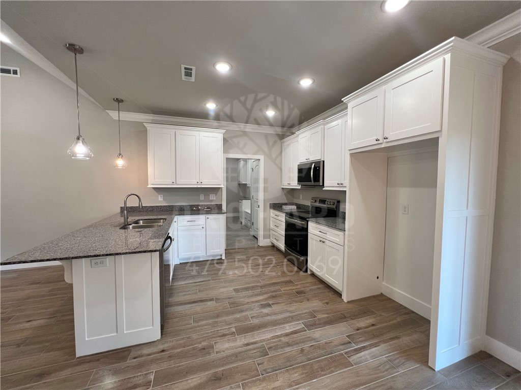 Dirleton Sub Bvv - Residential Lease