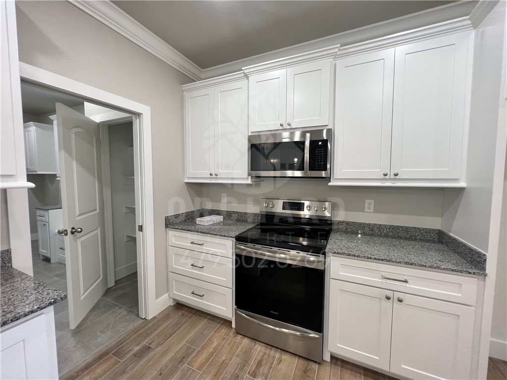 Dirleton Sub Bvv - Residential Lease