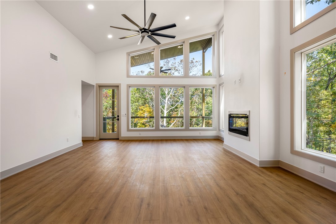 Longview Sub Bvv - Residential