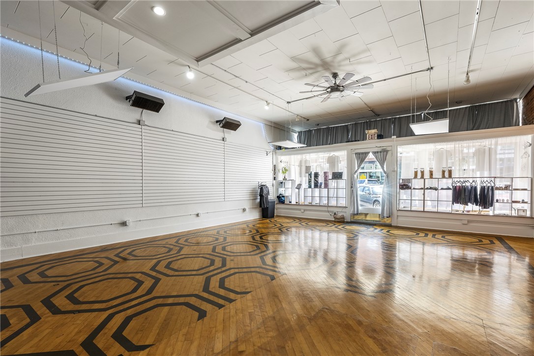 Rogers Orig Rogers - Commercial Lease
