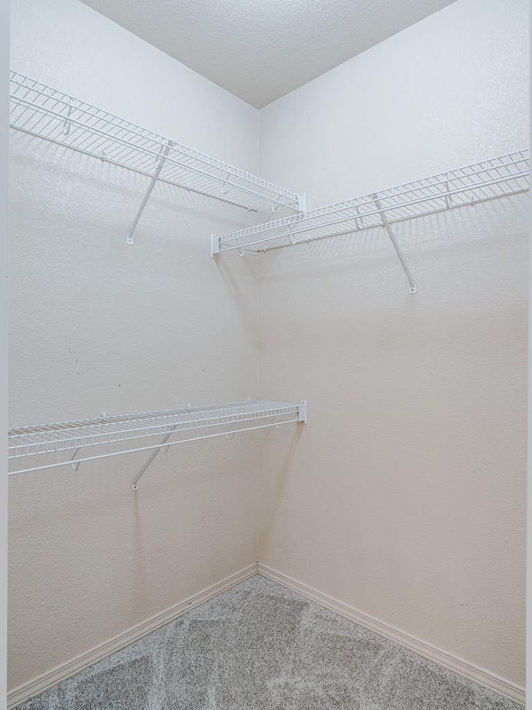 Walnut Valley Sub Bentonville - Residential Lease